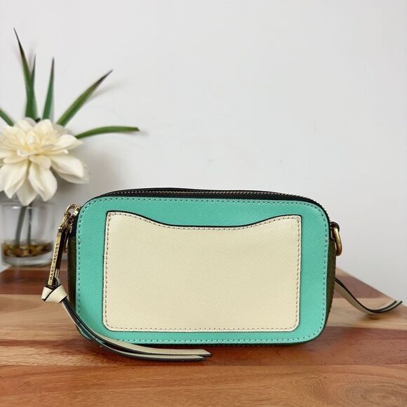 Pre-owned MARC JACOBS Saffiano Rainbow Strap Color Block Snapshot Camera Bag - Picture 8 of 11